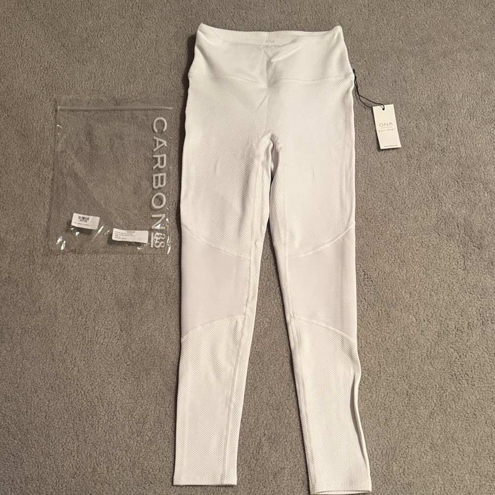 Carbon38 Ona Moto Legging White Textured Leggings small